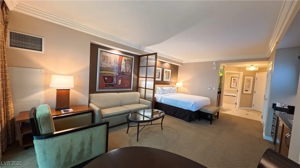 135 Harmon, Las Vegas, NV 89109