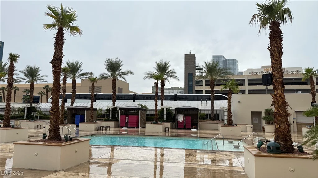 135 Harmon, Las Vegas, NV 89109
