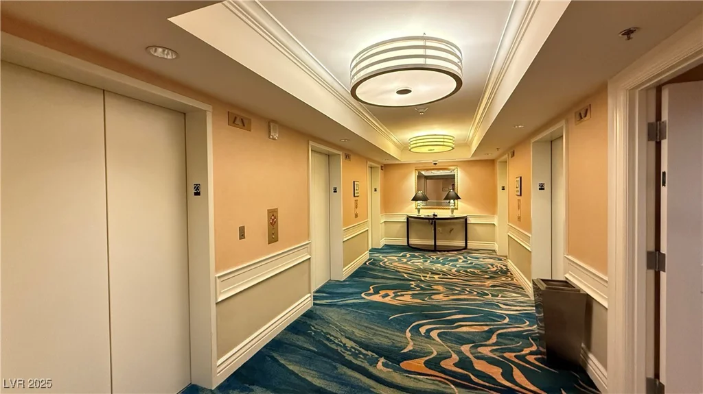 135 Harmon, Las Vegas, NV 89109