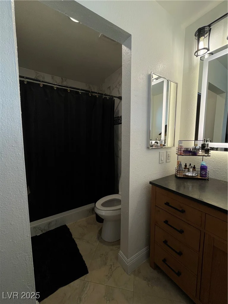 1135 Carefree Peak, Las Vegas, NV 89110