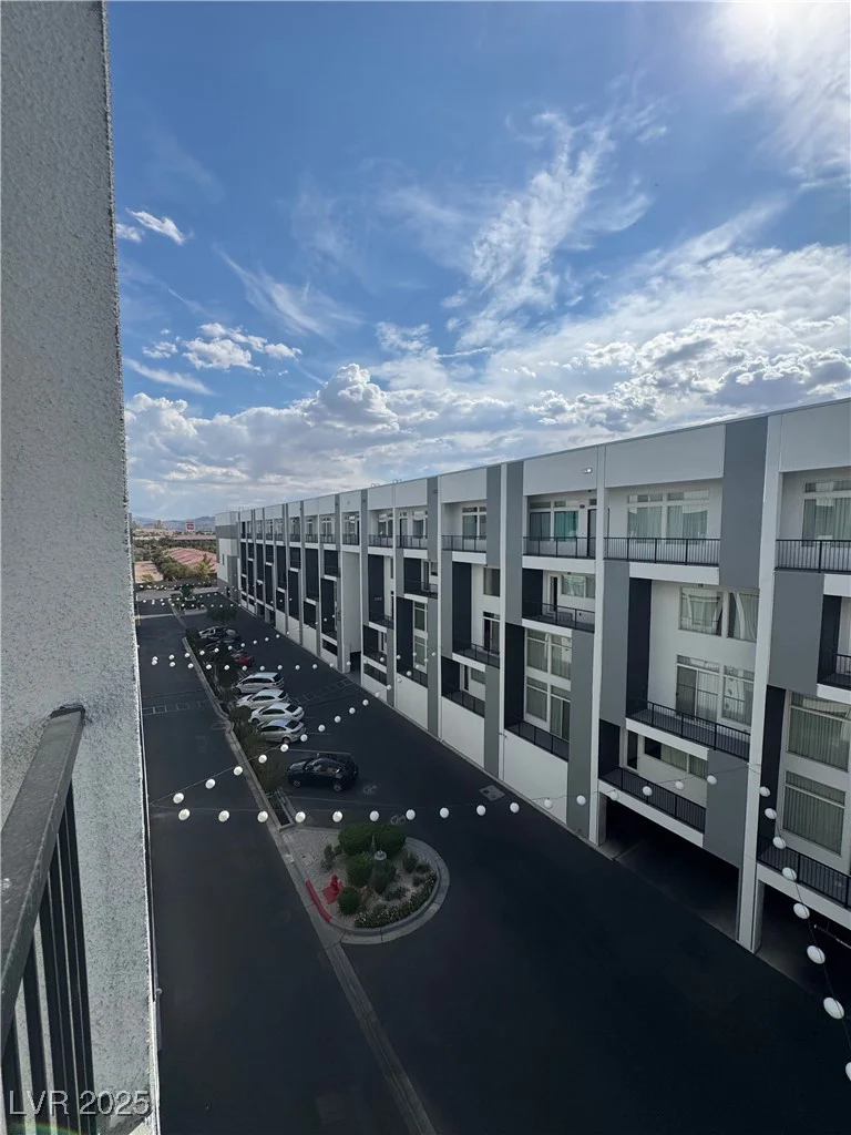 2775 Pebble, Las Vegas, NV 89123
