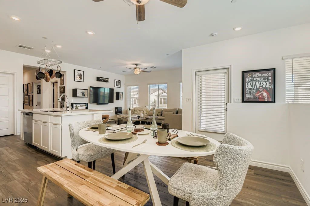 275 Callen Falls, Henderson, NV 89011