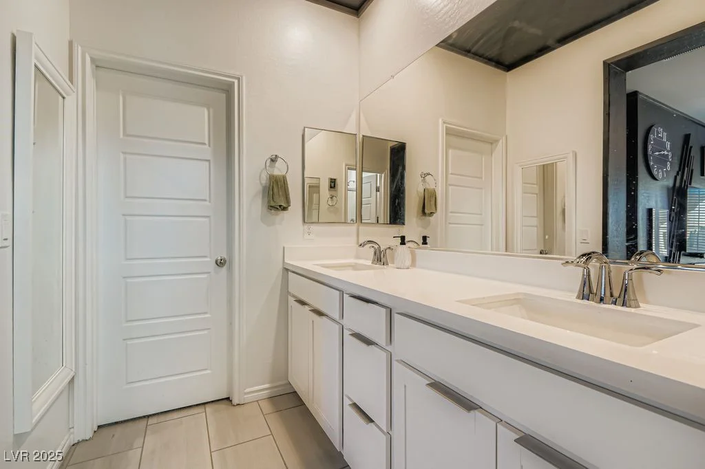 275 Callen Falls, Henderson, NV 89011