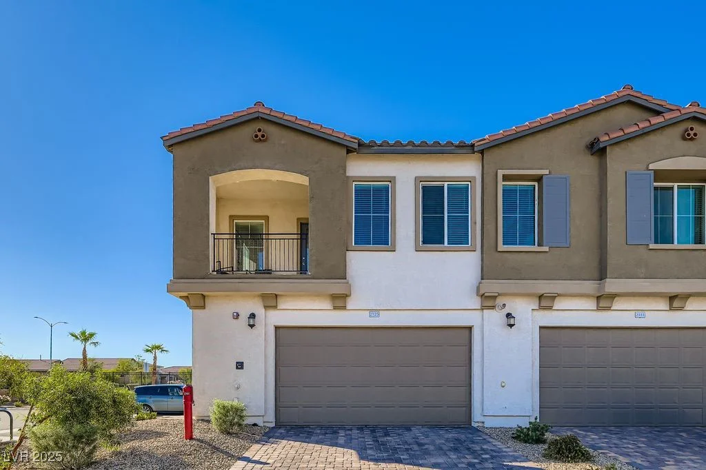 275 Callen Falls, Henderson, NV 89011