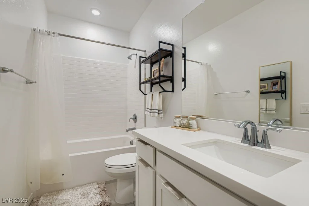 275 Callen Falls, Henderson, NV 89011