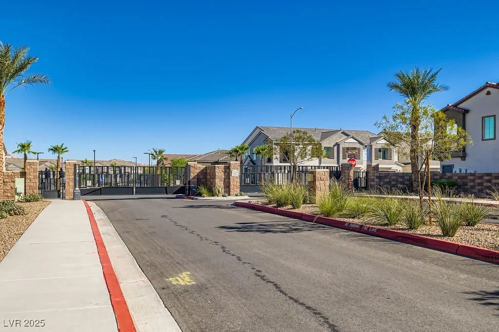 275 Callen Falls, Henderson, NV 89011