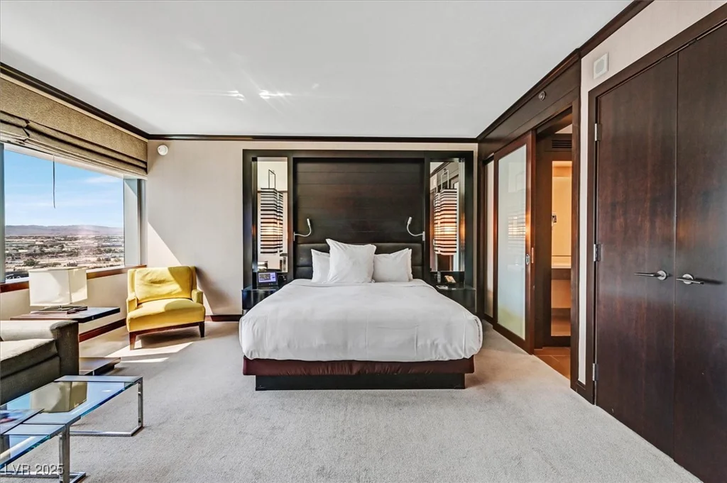 2600 Harmon, Las Vegas, NV 89158