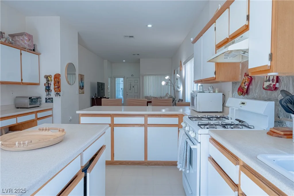 1631 Dwayne Stedman, Las Vegas, NV 89106
