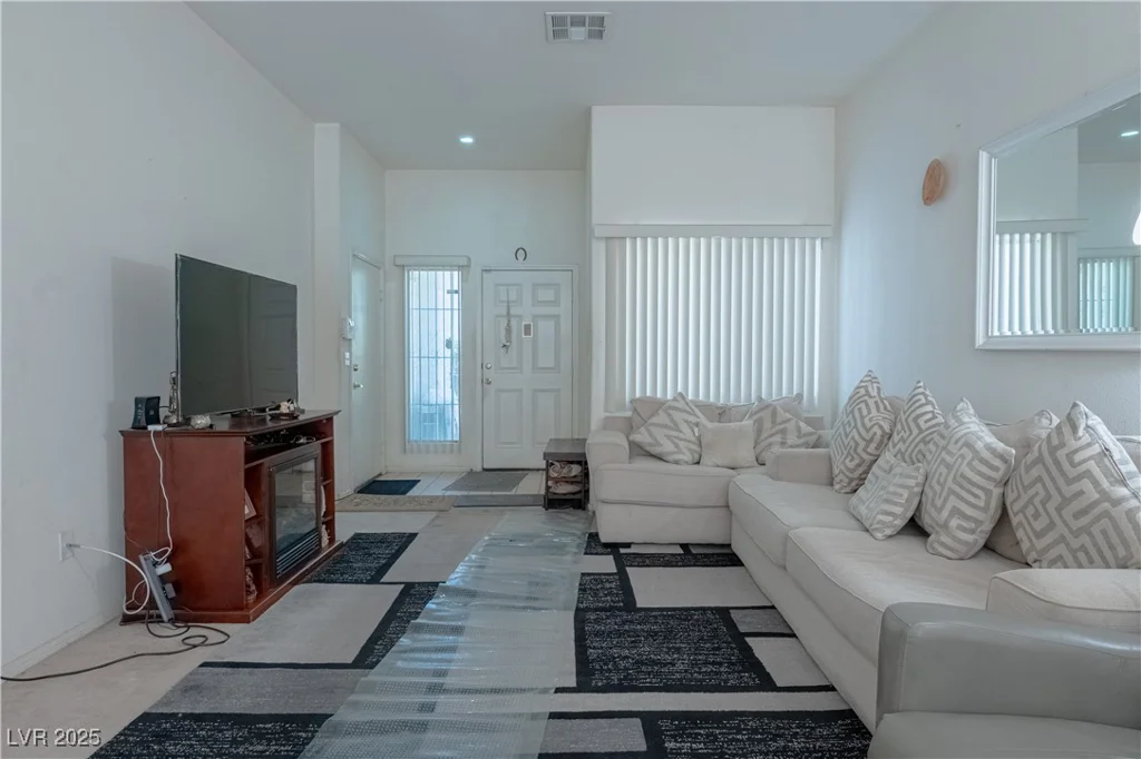 1631 Dwayne Stedman, Las Vegas, NV 89106