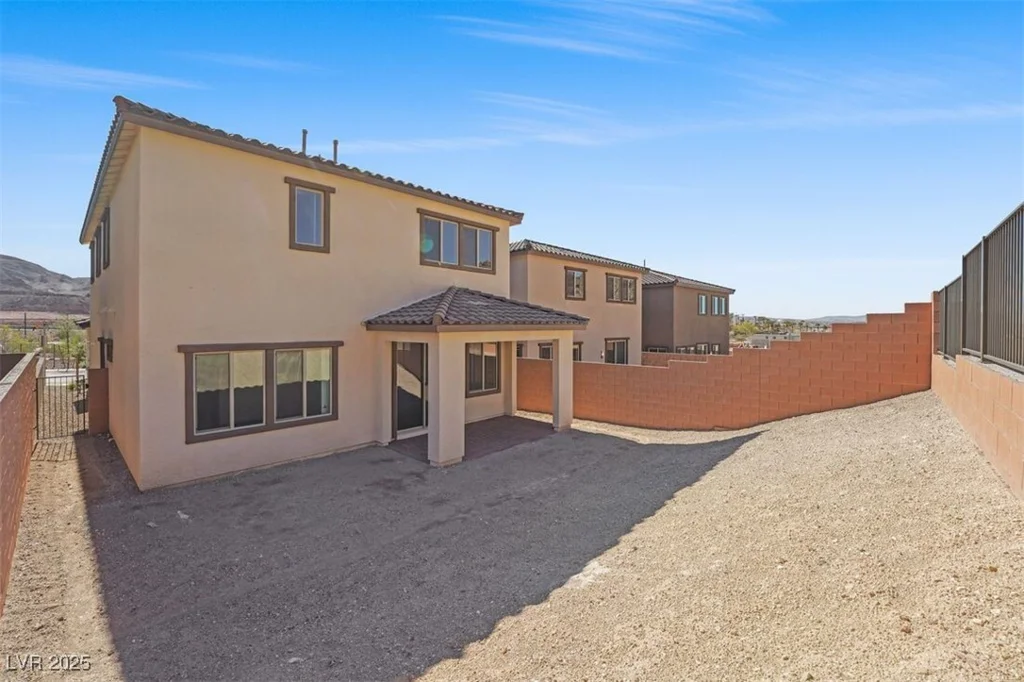 52 Via Montoro, Henderson, NV 89011