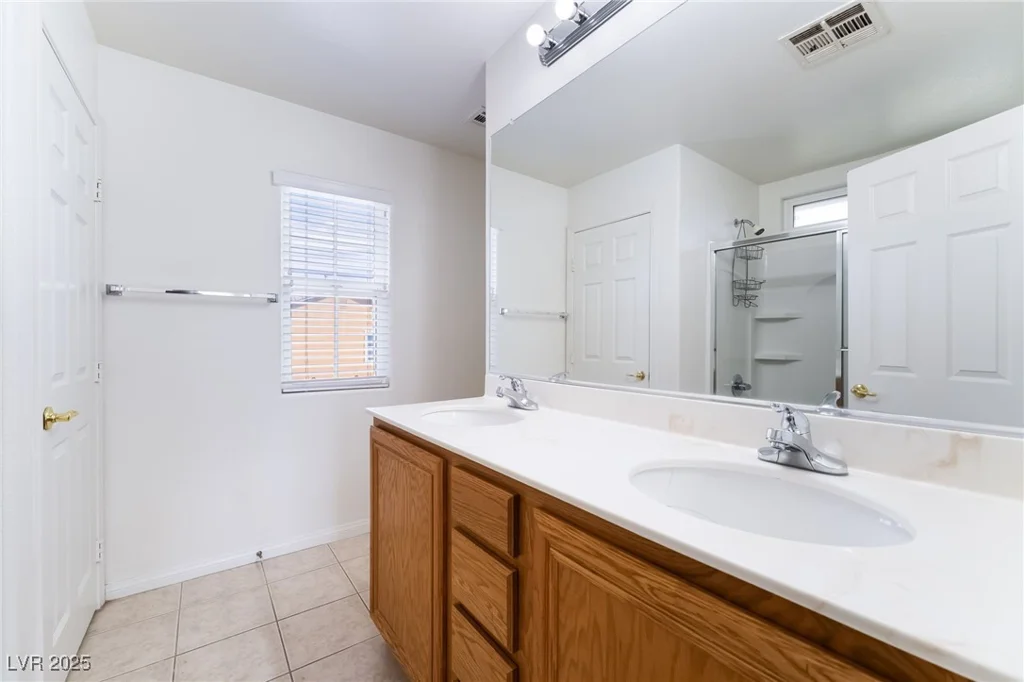 9395 Fort Bayard, Las Vegas, NV 89178