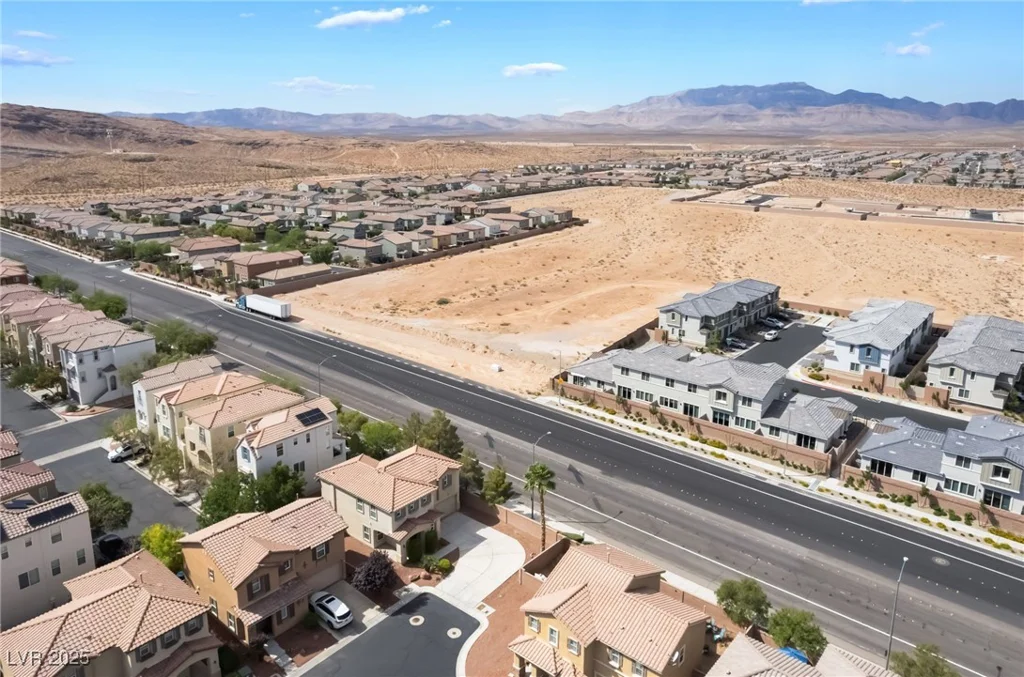 9395 Fort Bayard, Las Vegas, NV 89178