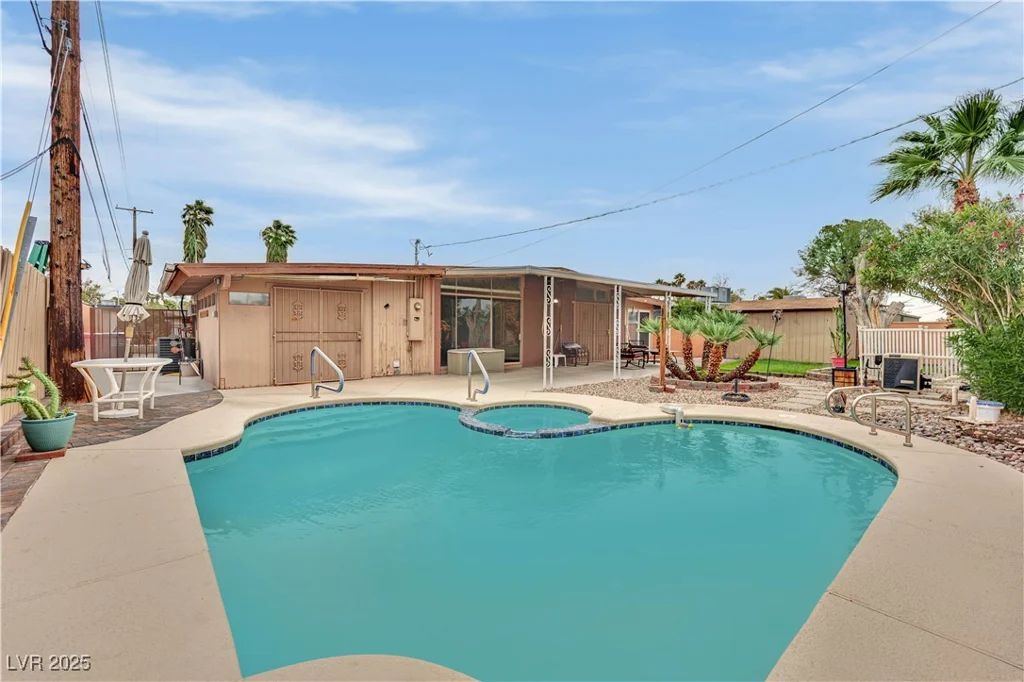 1522 Exley, Las Vegas, NV 89104