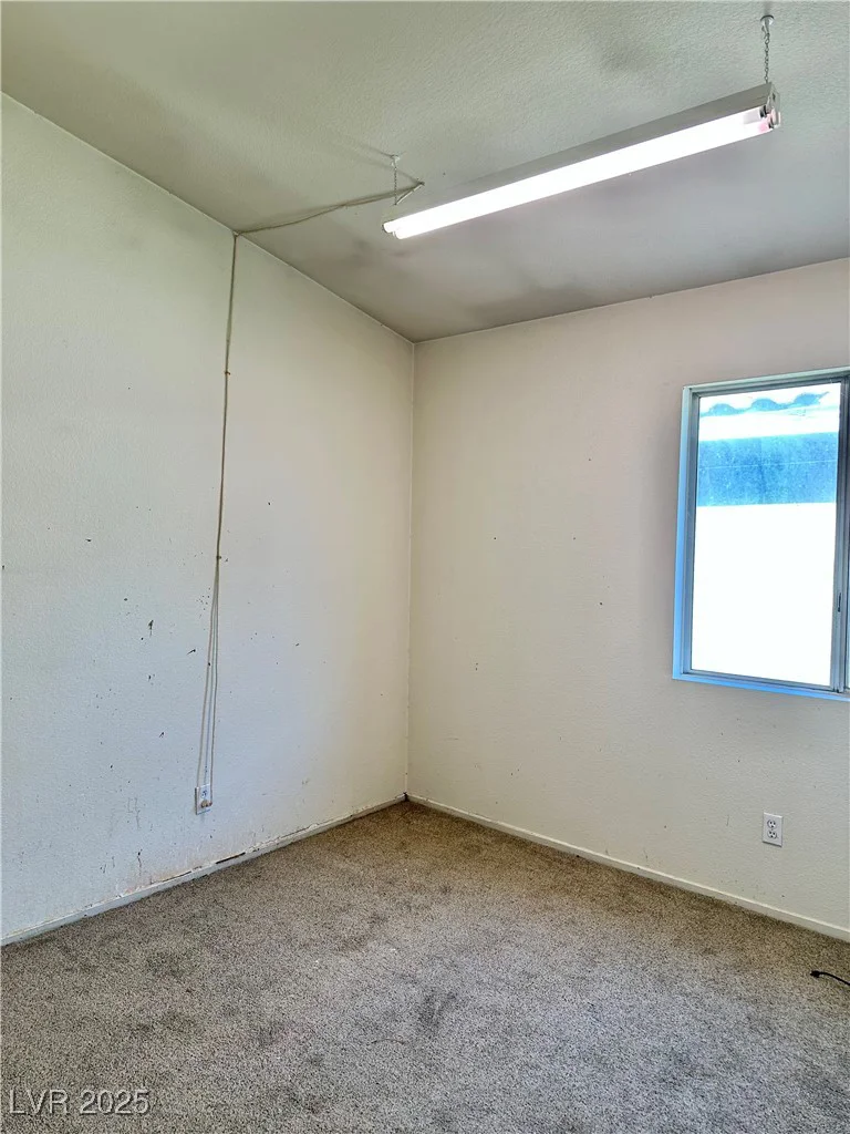 5326 Beaverhead, Las Vegas, NV 89120