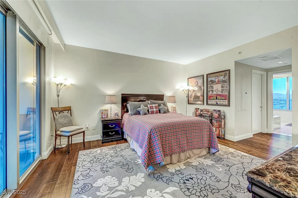 222 Karen, Las Vegas, NV 89109