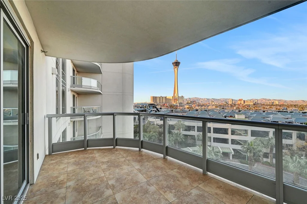 222 Karen, Las Vegas, NV 89109