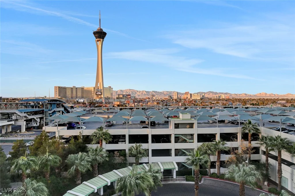 222 Karen, Las Vegas, NV 89109