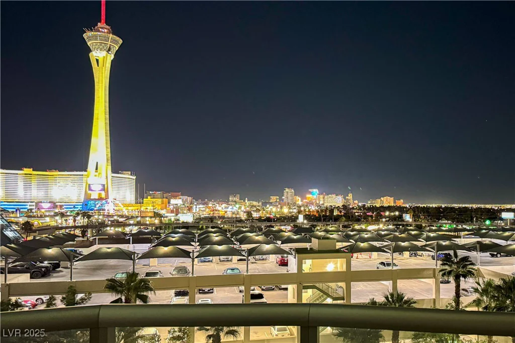 222 Karen, Las Vegas, NV 89109