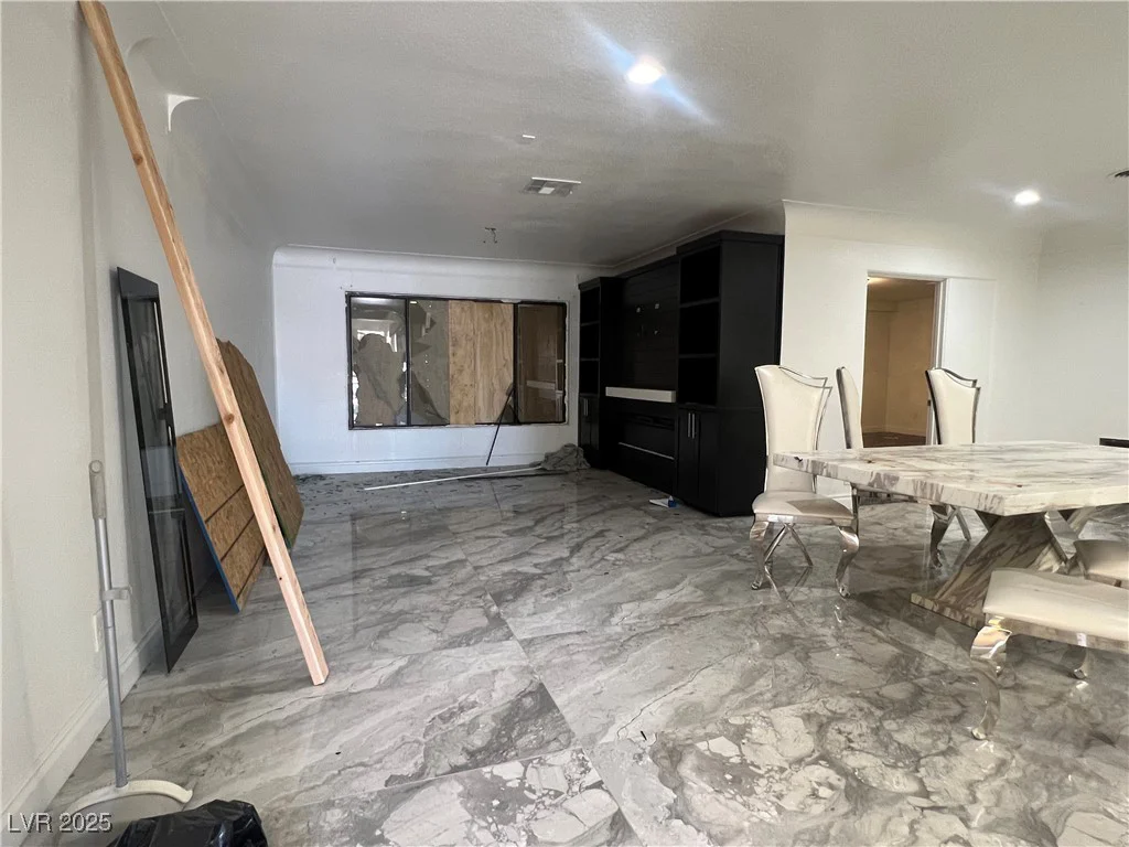 1811 7th, Las Vegas, NV 89104