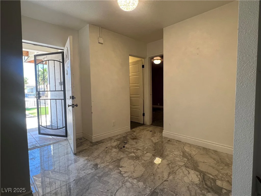 1811 7th, Las Vegas, NV 89104