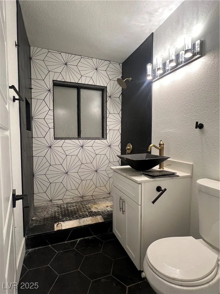 1811 7th, Las Vegas, NV 89104