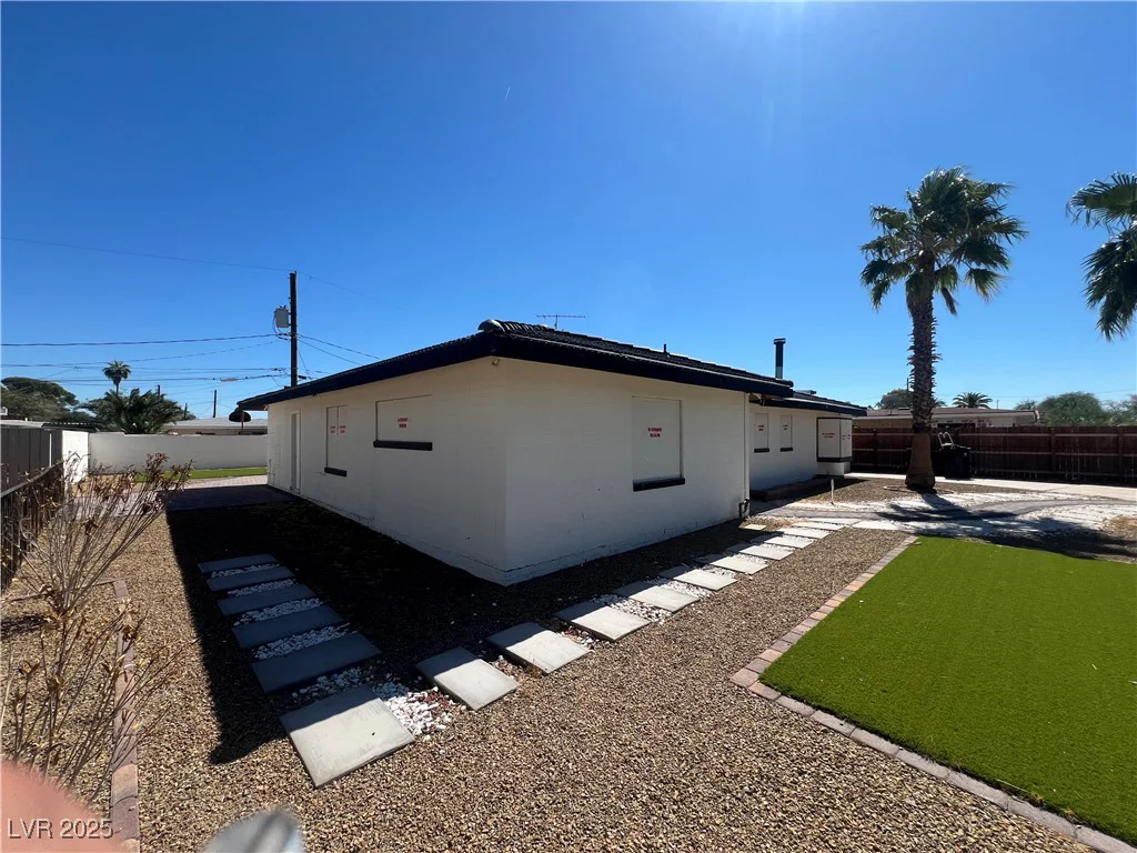 1811 7th, Las Vegas, NV 89104
