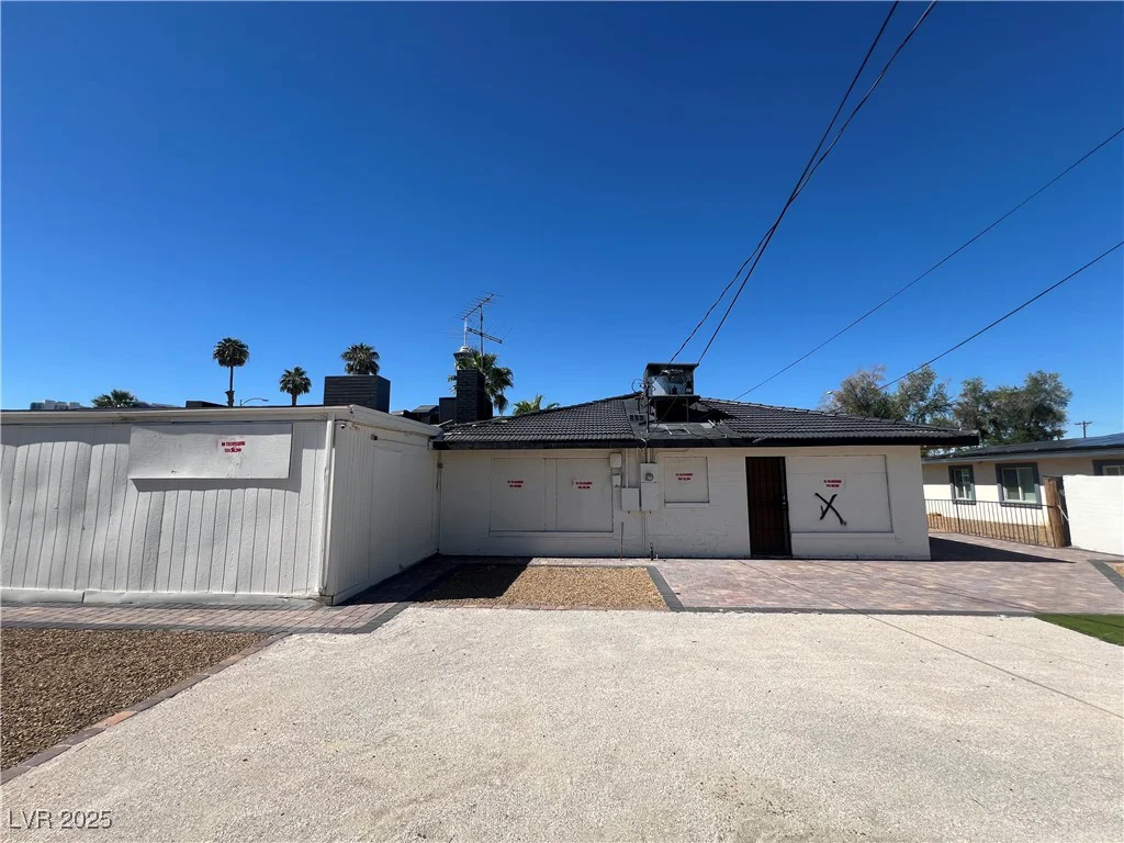 1811 7th, Las Vegas, NV 89104