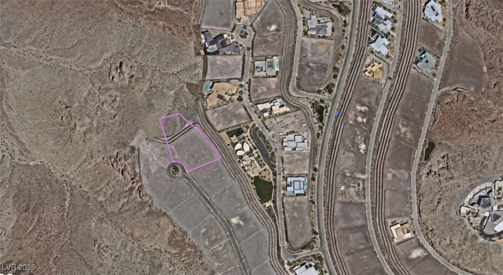 2 Highcrest, Henderson, NV 89012