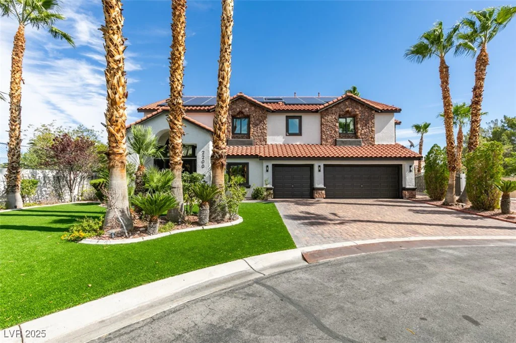 2200 Paseo, Las Vegas, NV 89117