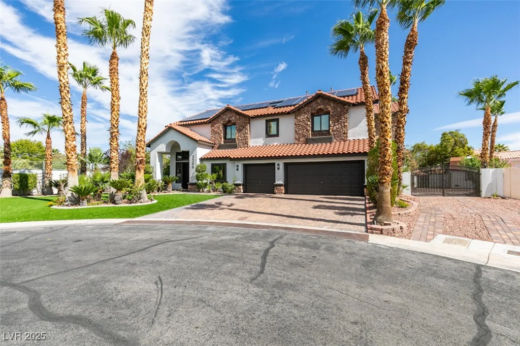 2200 Paseo, Las Vegas, NV 89117