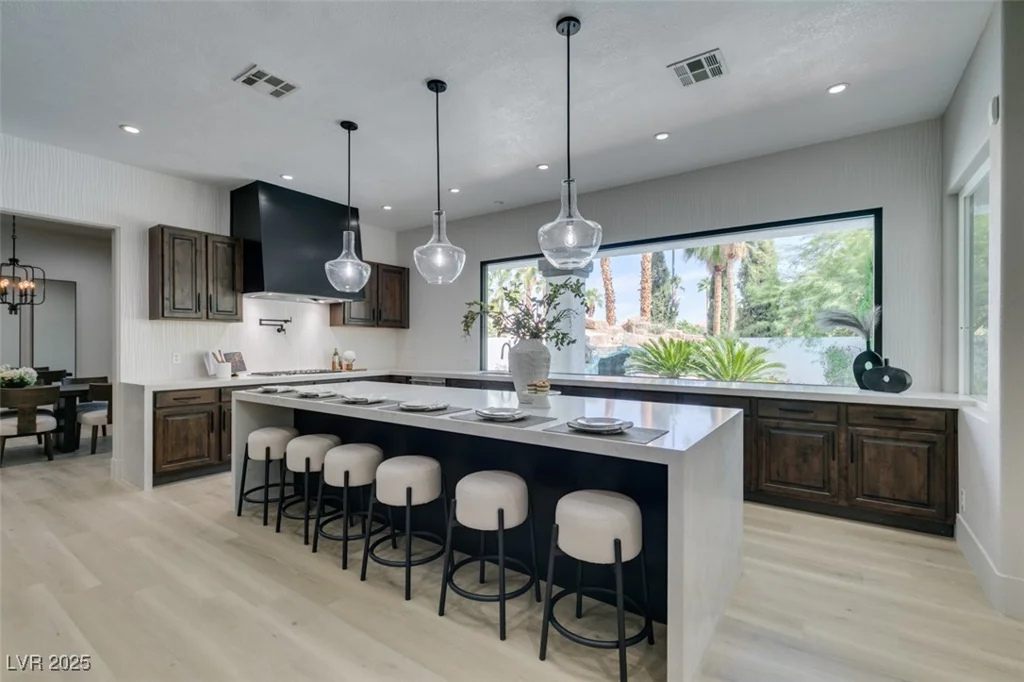 2200 Paseo, Las Vegas, NV 89117