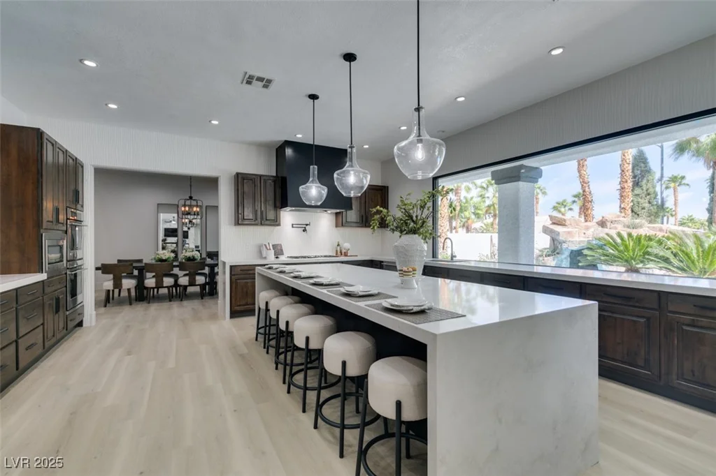 2200 Paseo, Las Vegas, NV 89117