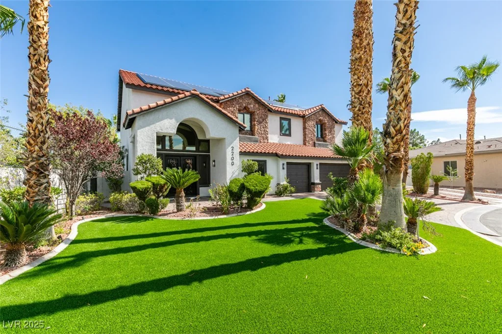 2200 Paseo, Las Vegas, NV 89117