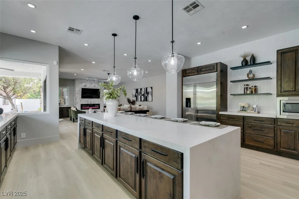 2200 Paseo, Las Vegas, NV 89117