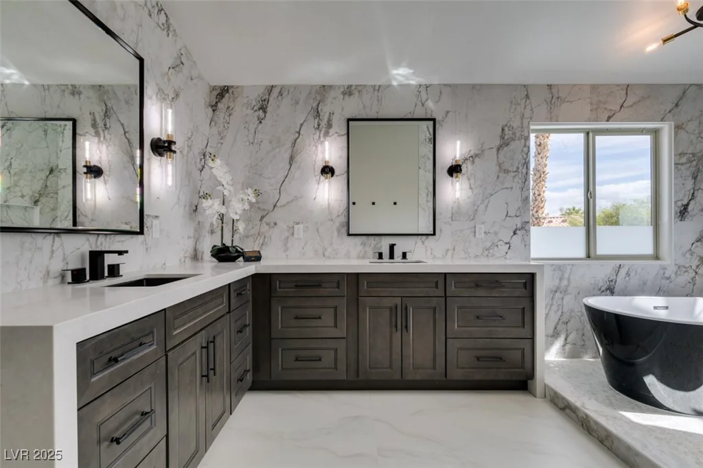 2200 Paseo, Las Vegas, NV 89117