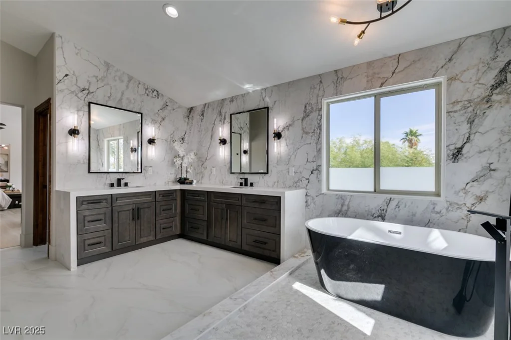 2200 Paseo, Las Vegas, NV 89117
