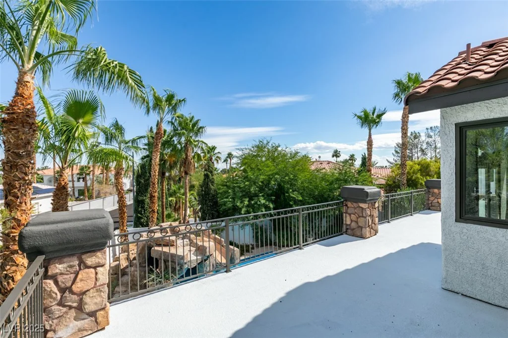 2200 Paseo, Las Vegas, NV 89117