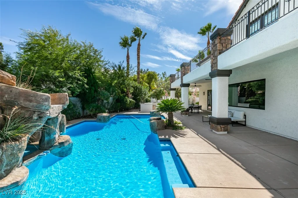 2200 Paseo, Las Vegas, NV 89117