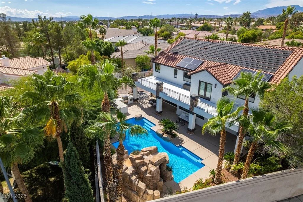 2200 Paseo, Las Vegas, NV 89117