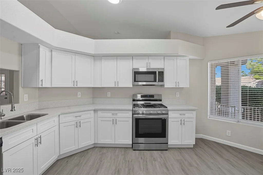 6129 Desert Haven, Las Vegas, NV 89130