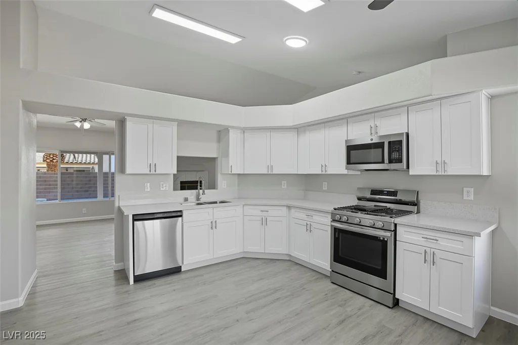 6129 Desert Haven, Las Vegas, NV 89130