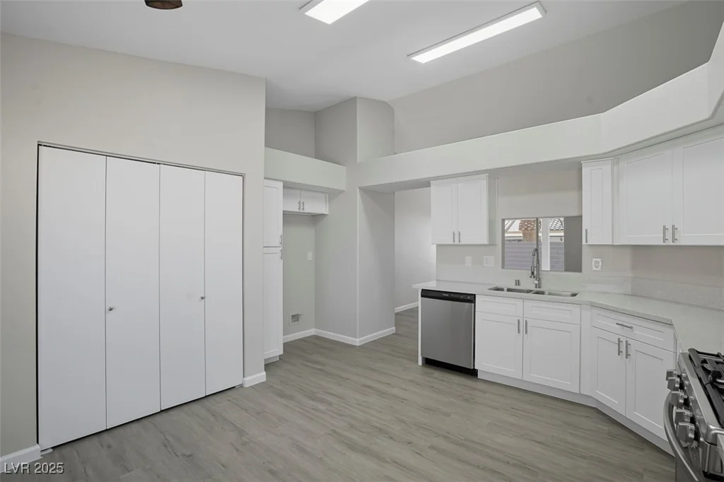 6129 Desert Haven, Las Vegas, NV 89130