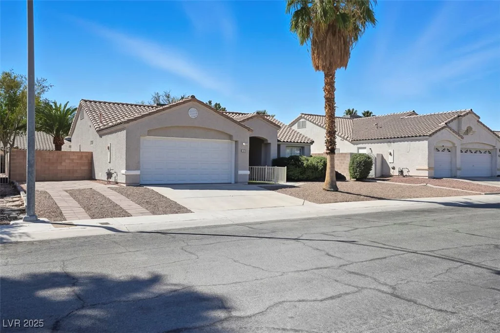 6129 Desert Haven, Las Vegas, NV 89130