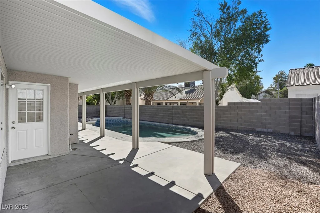 6129 Desert Haven, Las Vegas, NV 89130