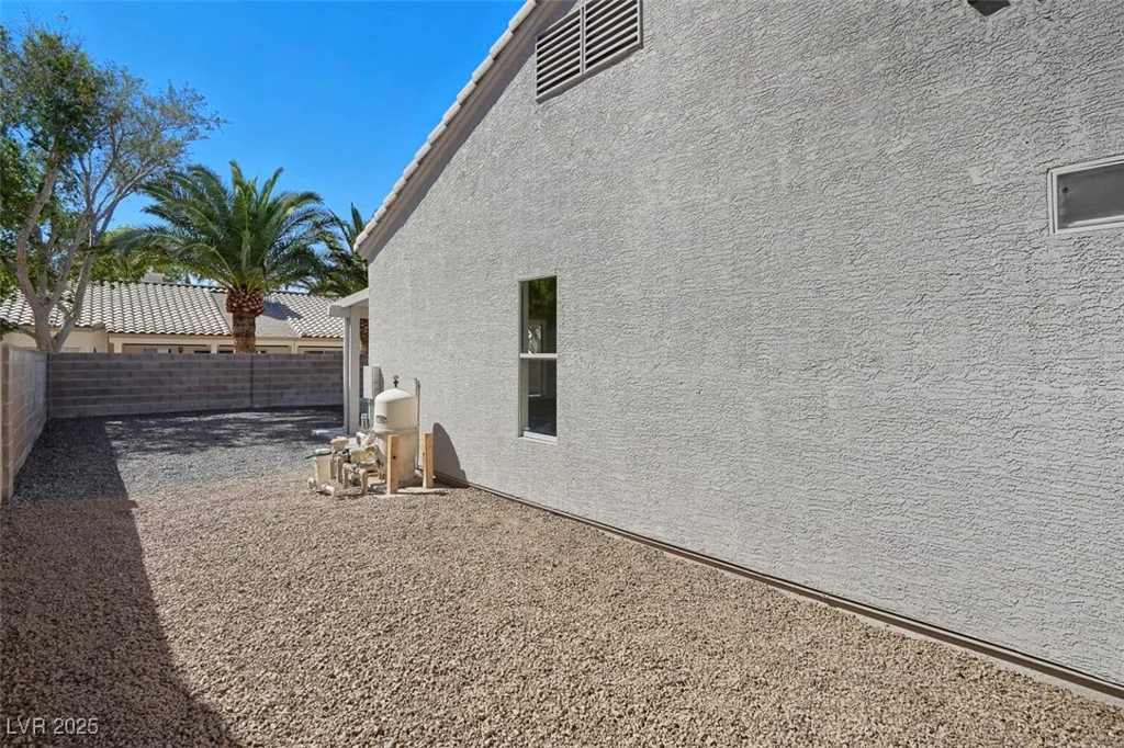 6129 Desert Haven, Las Vegas, NV 89130