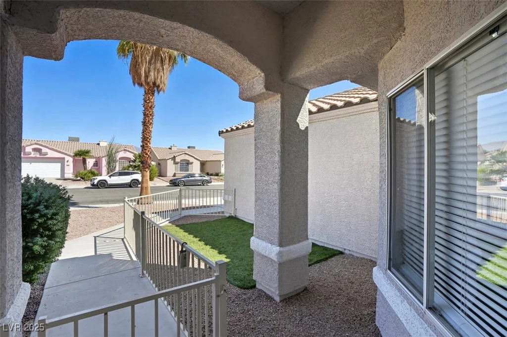 6129 Desert Haven, Las Vegas, NV 89130