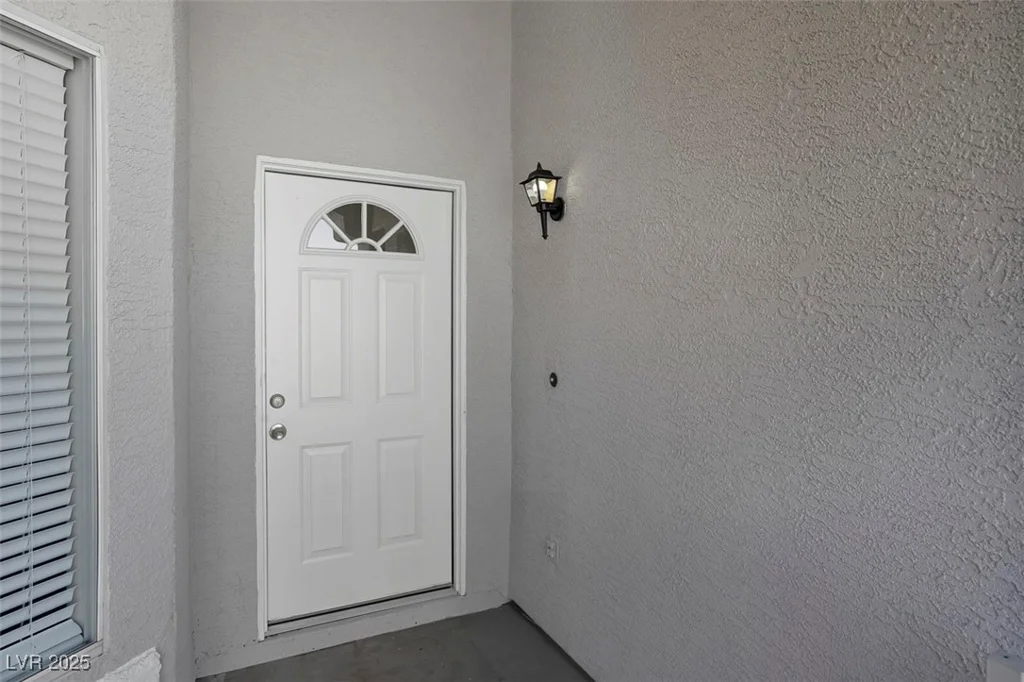 6129 Desert Haven, Las Vegas, NV 89130