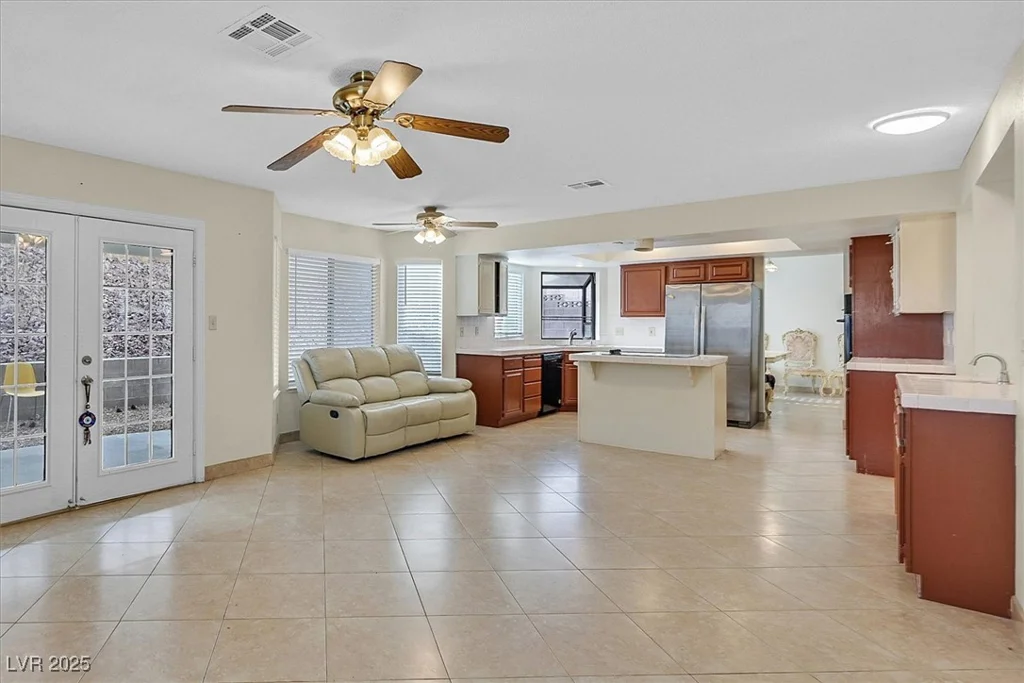 1517 Kirby, Las Vegas, NV 89117