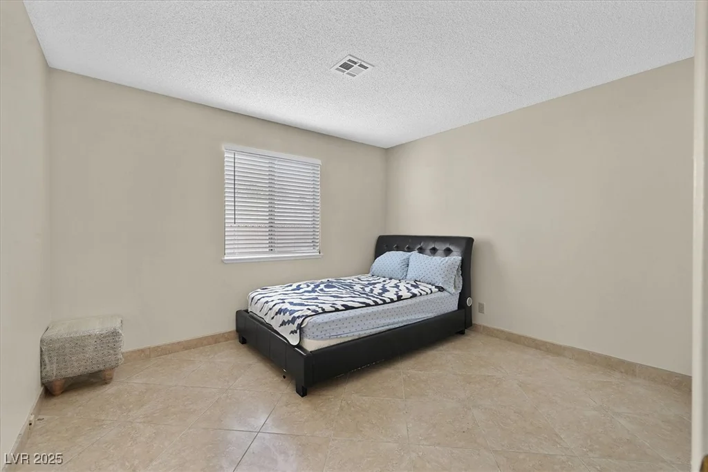 1517 Kirby, Las Vegas, NV 89117