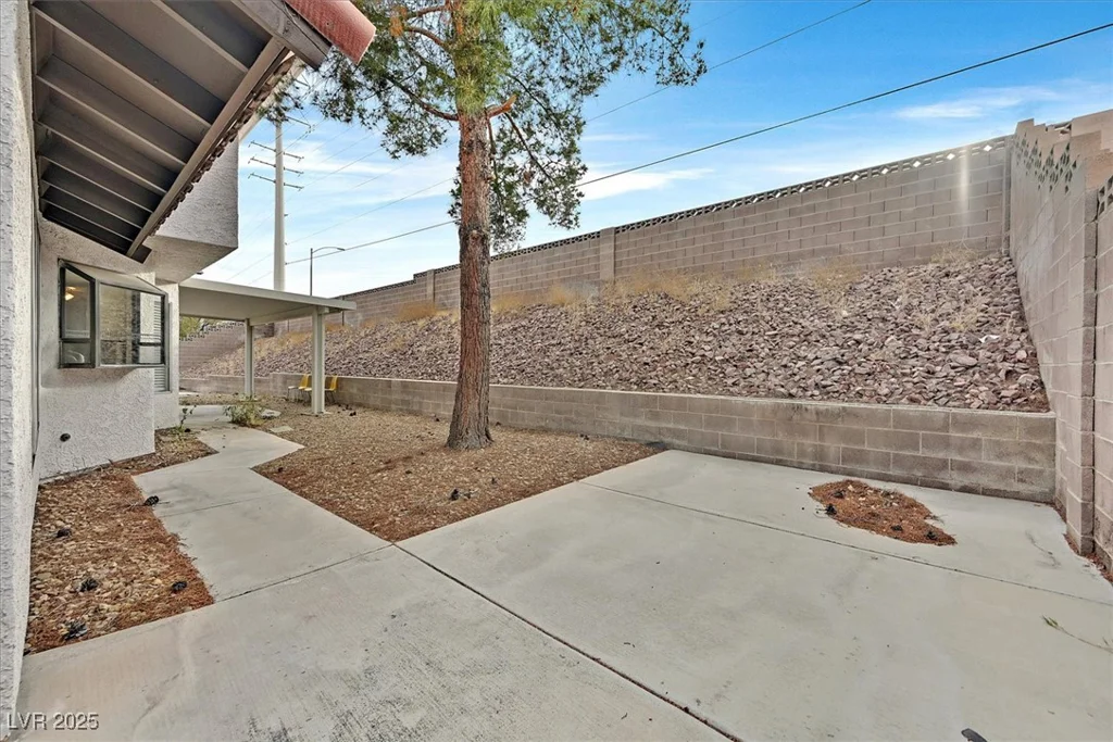 1517 Kirby, Las Vegas, NV 89117